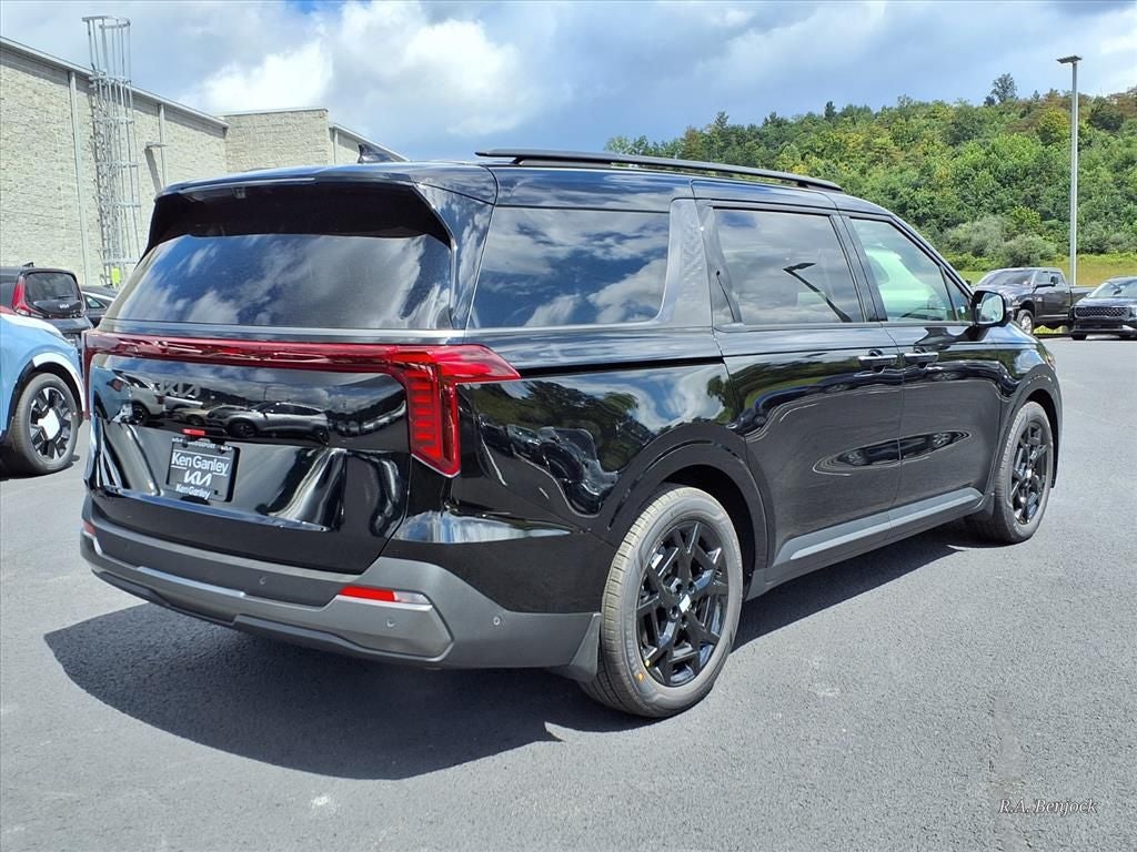 2026 Kia Carnival — detail view